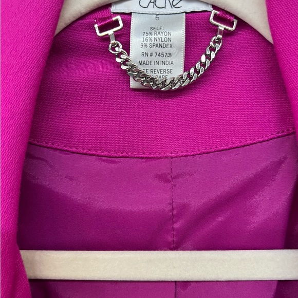 Cache Short Peacoat Pink Fuscia
Double Breasted Size 6 - Picture 5 of 8